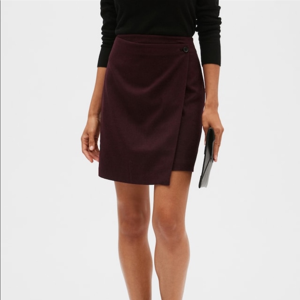 Banana Republic Burgundy Skirt